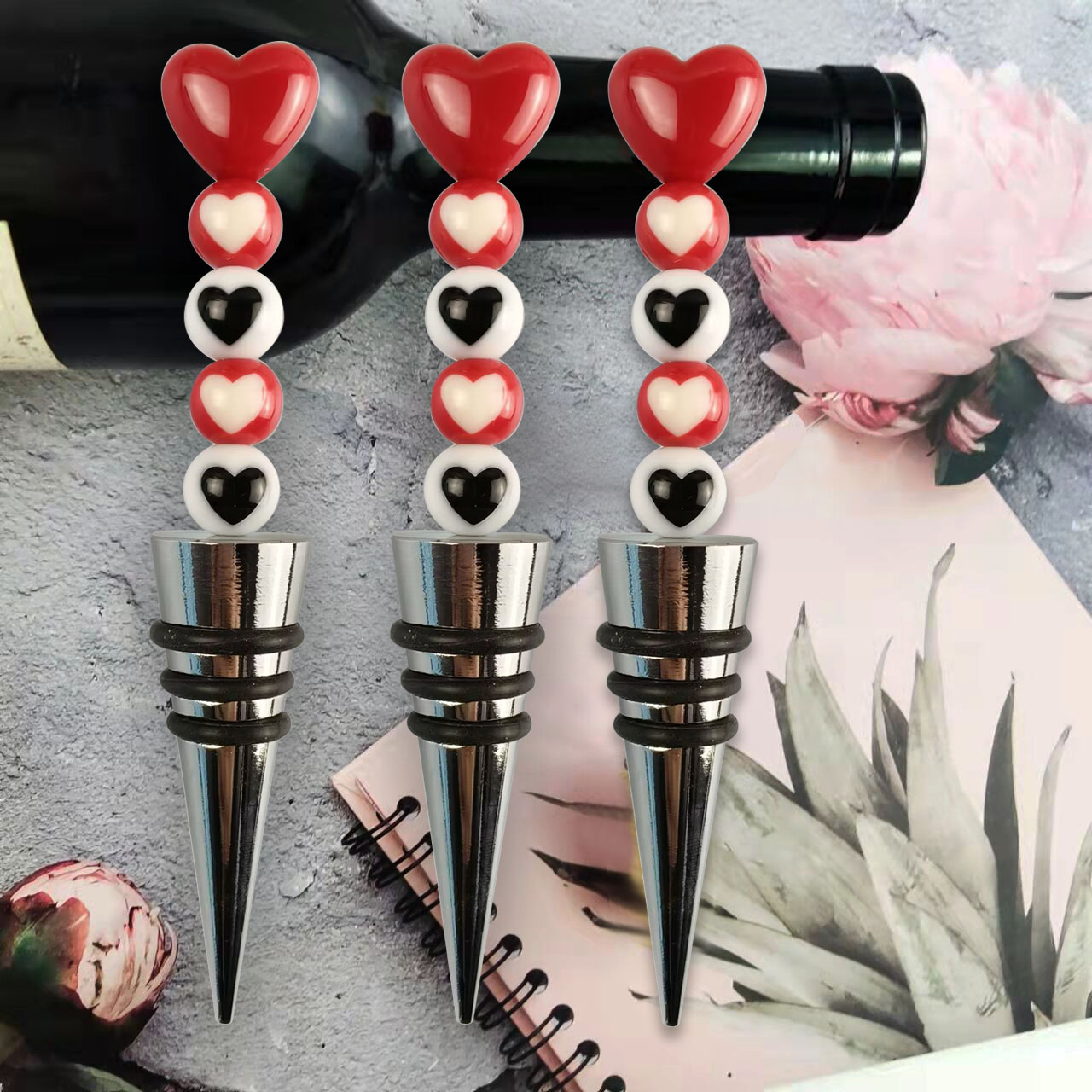 Wholesale Sealing Aluminum Alloy Couple Love Three Silk Wine Stopper Creative DIY Can be strung Love